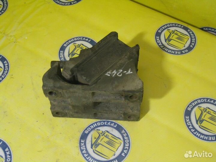 Подушка двс передняя 81962100553 MAN, TGA