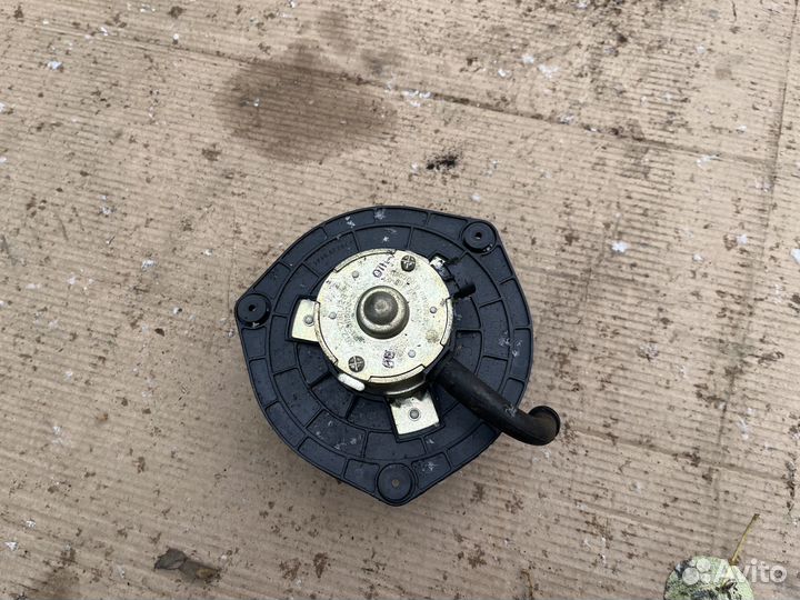 Моторчик печки ваз 2123