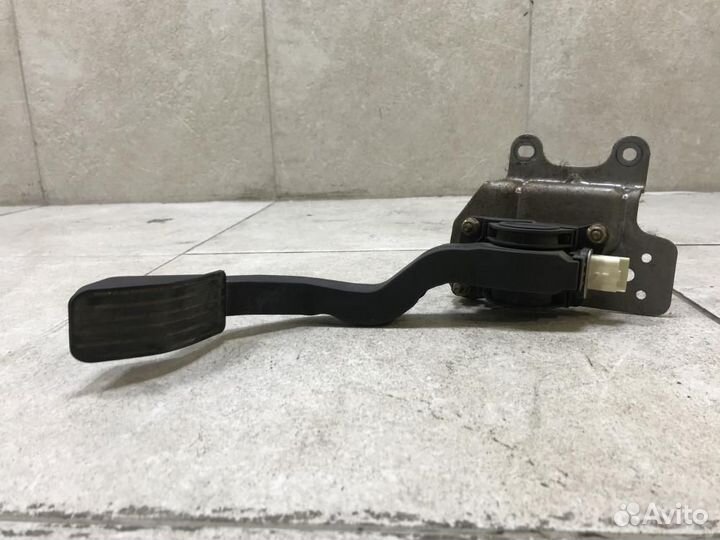 Педаль газа Peugeot 206 2A/C