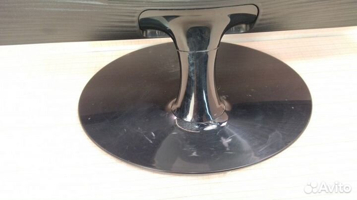 Монитор б/у 21.5