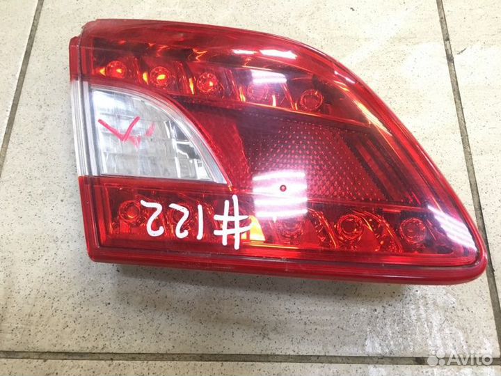 Фонарь задний левый Nissan Sentra HR16DE 2014