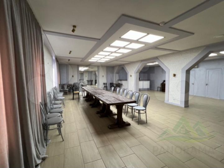 Помещение свободного назначения 215 м.кв