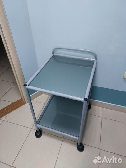 Столик процедурный передвижной