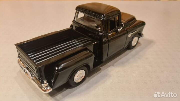 Коллекционная модель 1/24