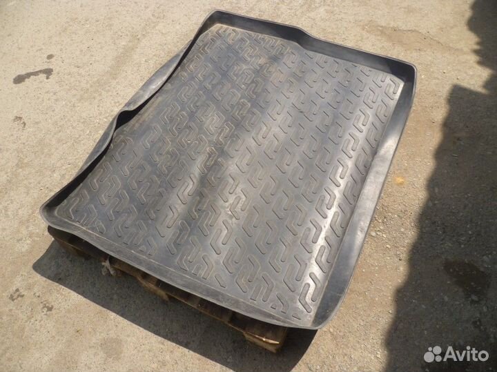 Фольксваген Туарег нф Коврик багажника