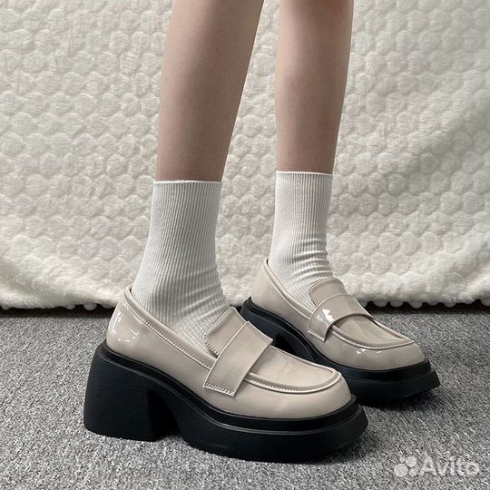 Туфли на толстой платформе