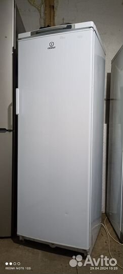 Холодильник indesit