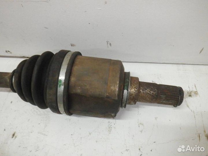 Привод передний левый