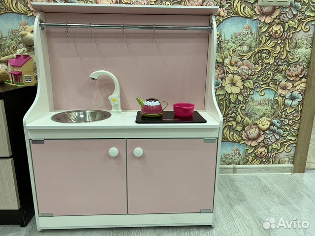 Детская деревянная кухня