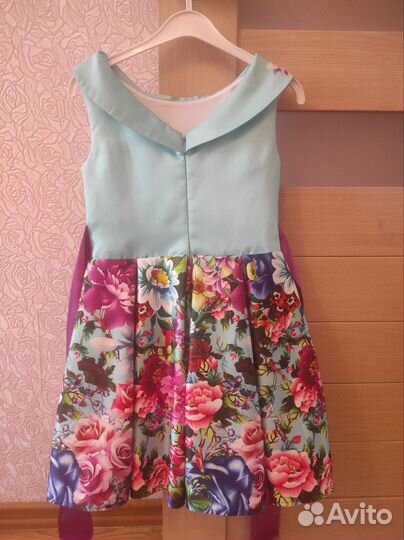 Продам платье для девочки
