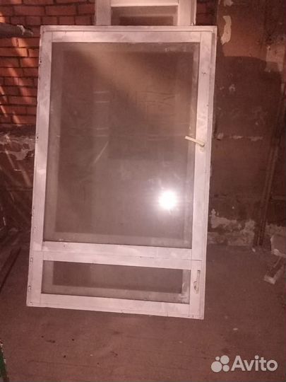 Двойная балконная дверь, оконный блок