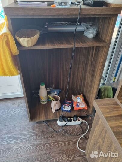 Полки стеллажи деревянные