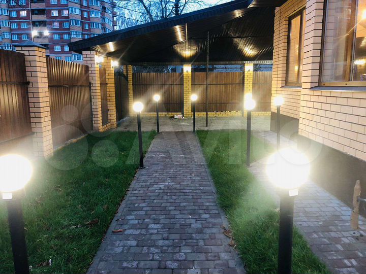 Коттедж 183 м² на участке 5 сот.