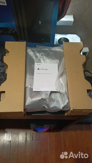 Sony playstation 4 pro Идеал + 1год подписки