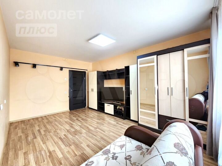 2-к. квартира, 62,1 м², 3/17 эт.