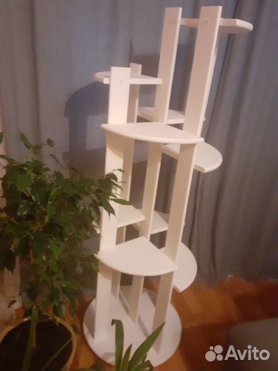 Подставка, полка для цветов