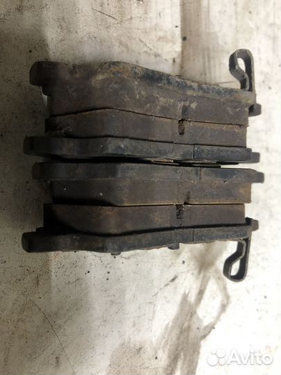 Задние тормозные колодки Hyundai Solaris 2