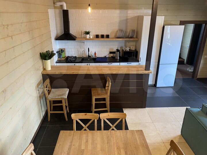 Коттедж 130 м² на участке 8 сот.