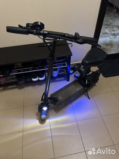 Самокат взрослый электрический бу
