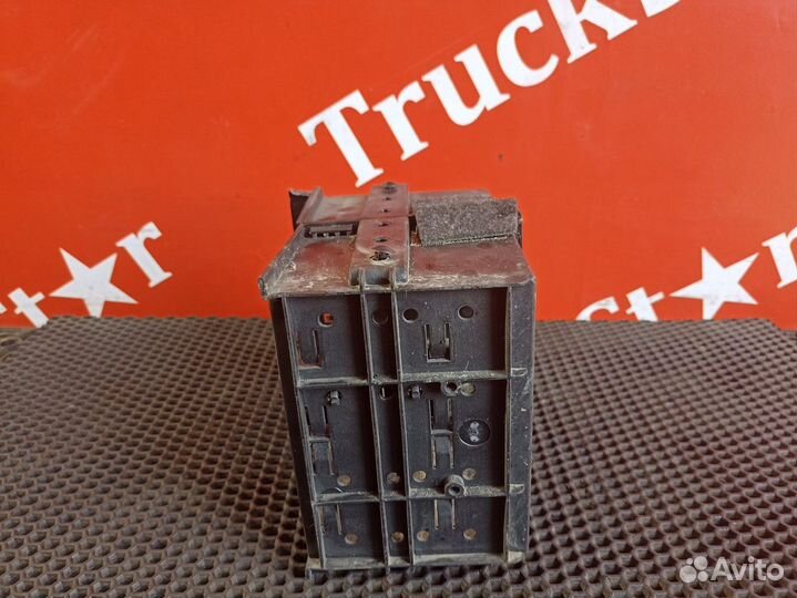 Кронштейн электронных блоков управления