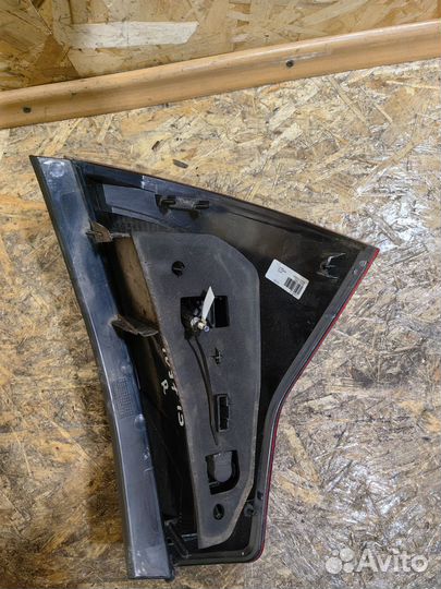 Фонарь Задний Правый Рено Сандеро 1 бу оригинал