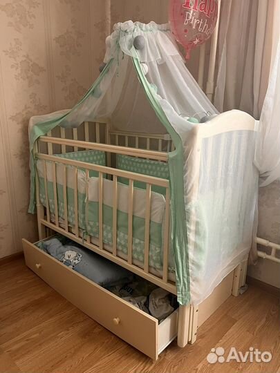 Детская кроватка с маятником Forest Malva