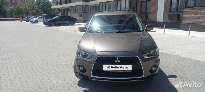 Mitsubishi Outlander 2.0 CVT, 2011, 124 600 км