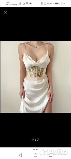 Стильный женский корсет эпохи ренессанс