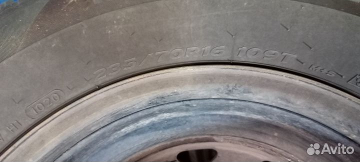Hankook Winter I'Pike 235/70 R16 109T