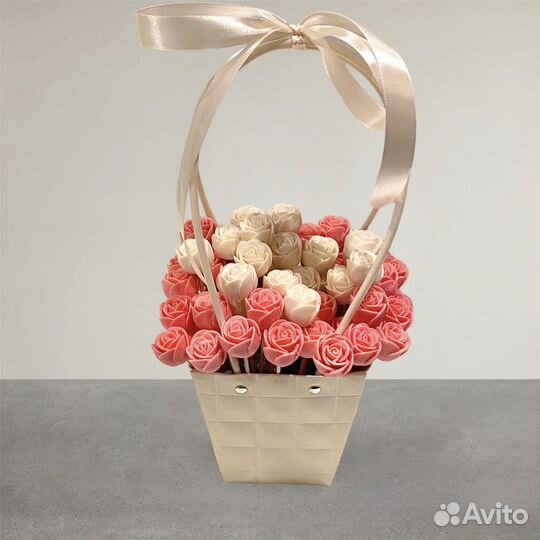 Сладкий букет из шоколадных роз с шоко мишкой