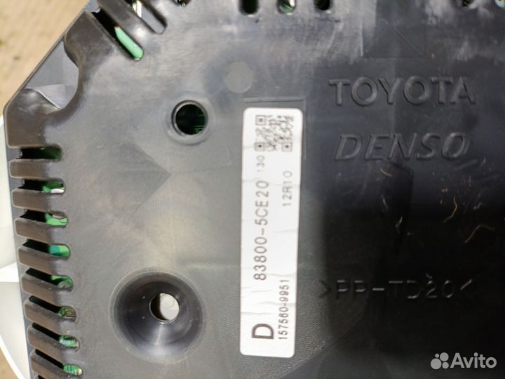 Панель приборов Toyota Ractis NSP120