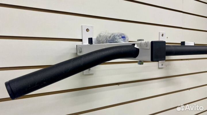 Турник настенный складной