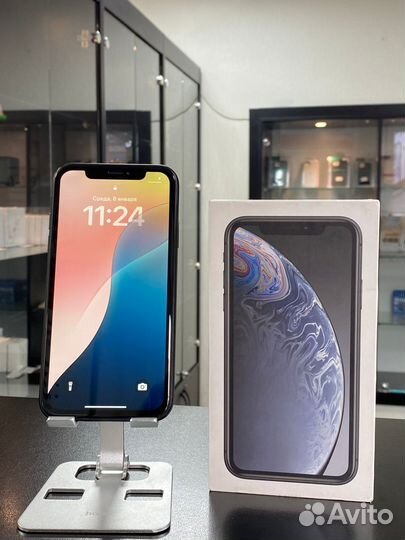 iPhone Xr, 128 ГБ