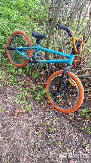 Трюковой велосипед BMX