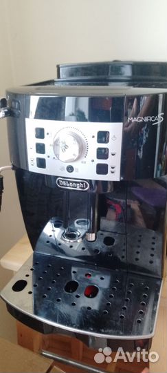 Кофемашина delonghi magnifica s cappuccino