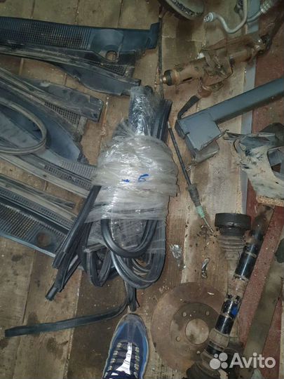 Жабо пластик на митсубиси лансер 9