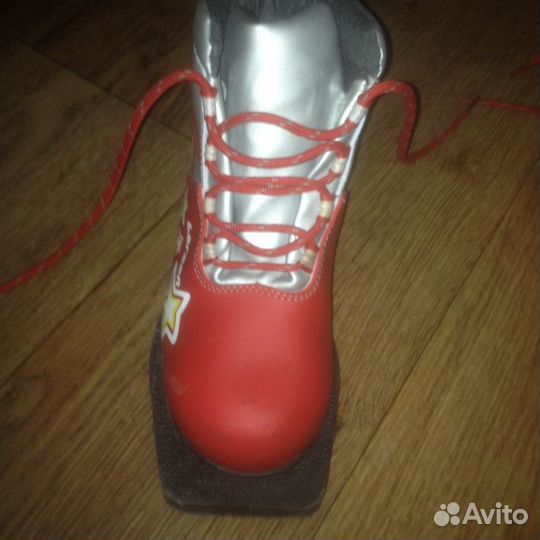 Лыжные ботинки 34 размер
