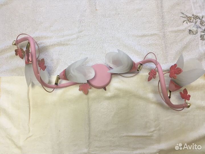 Продаю люстру