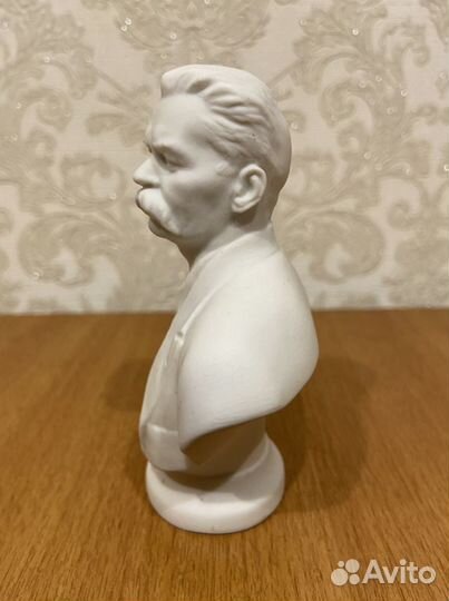 Бюст Горький (лфз)