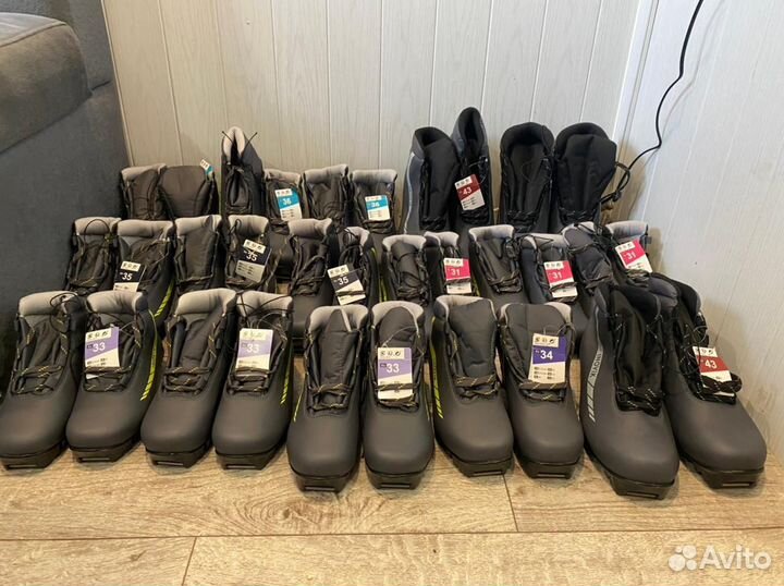 Лыжные ботинки новые