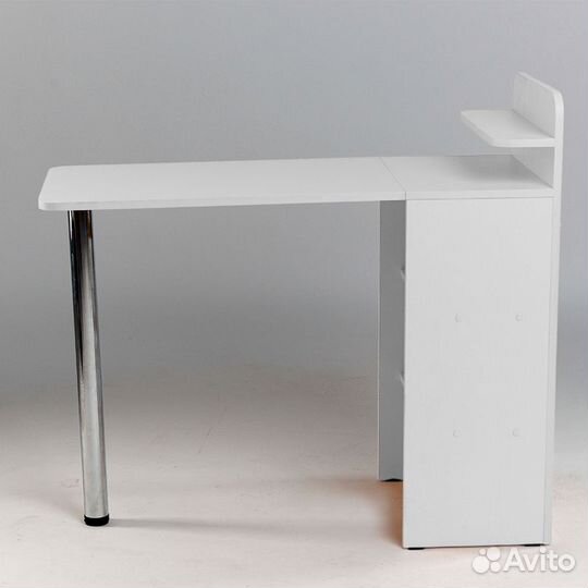 Стол Маникюрный новый