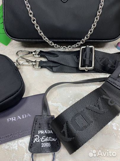 Сумка Prada Re-Edition