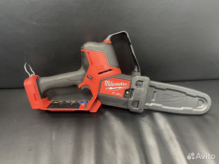 Сучкорез (цепная пила) milwaukee m18 3004-20