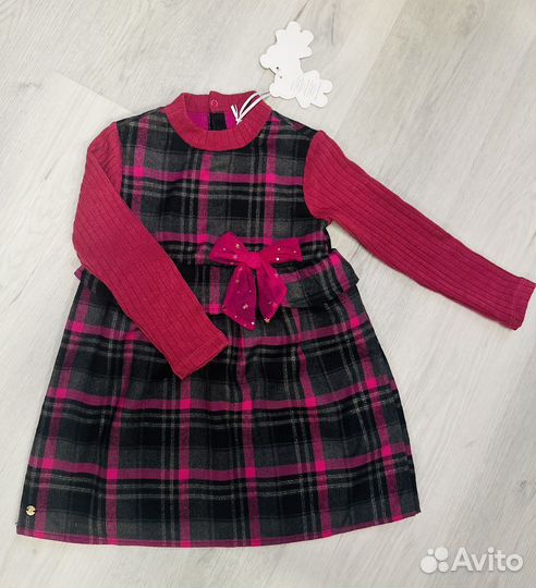 Платье для девочки новое 98 104