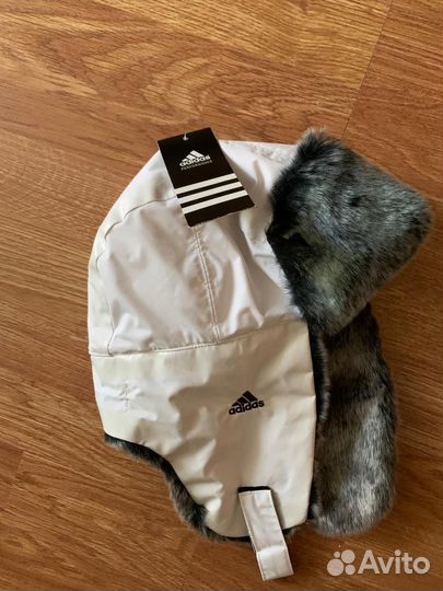 Шапка adidas женская новая