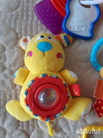 Игрушки для малышей пакетом