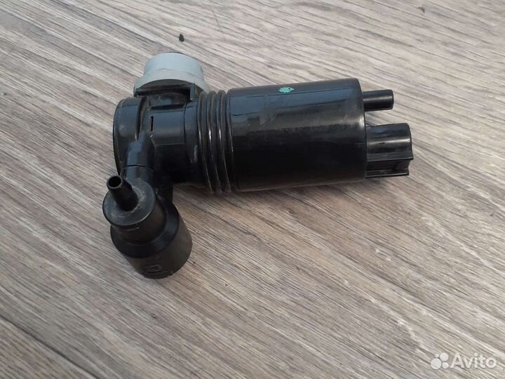 Моторчик стеклоомывателя Nissan Qashqai J10