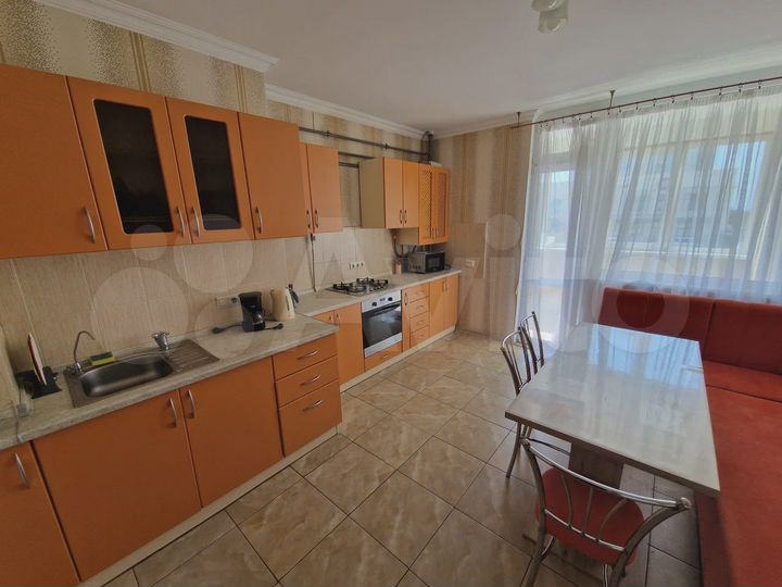 3-к. квартира, 120 м², 2/9 эт.