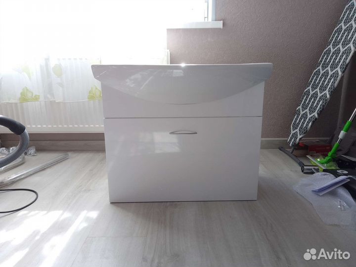 Тумба для ванной подвесная