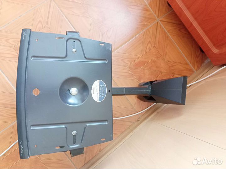 Кронштейн для телевизора и двд